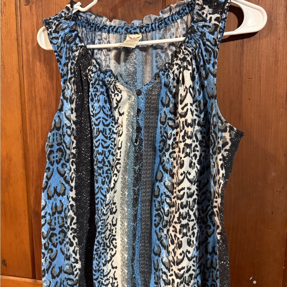 Faded Glory Blue and Black Sleeveless Blouse